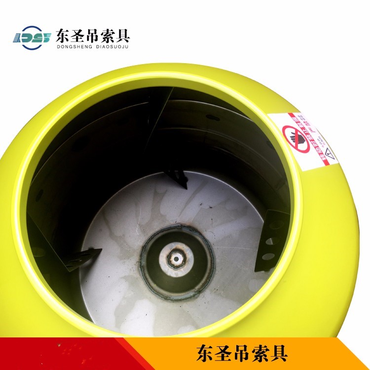 220v小型砂漿攪拌車出料口以及滾筒內部特寫--河北東圣吊索具制造有限公司--小型攪拌機|石材夾具|液壓堆高車|手動叉車 220v小型砂漿攪拌車出料口以及滾筒內部特寫--河北東圣吊索具制造有限公司--小型攪拌機|石材夾具|液壓堆高車|手動叉車
